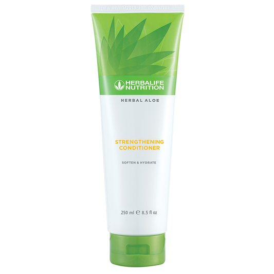 Herbal Aloe Strengthening Conditioner  250 mL